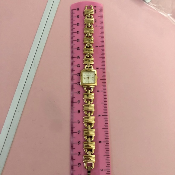 Bulova Goldtone Watch - Picture 2 of 4